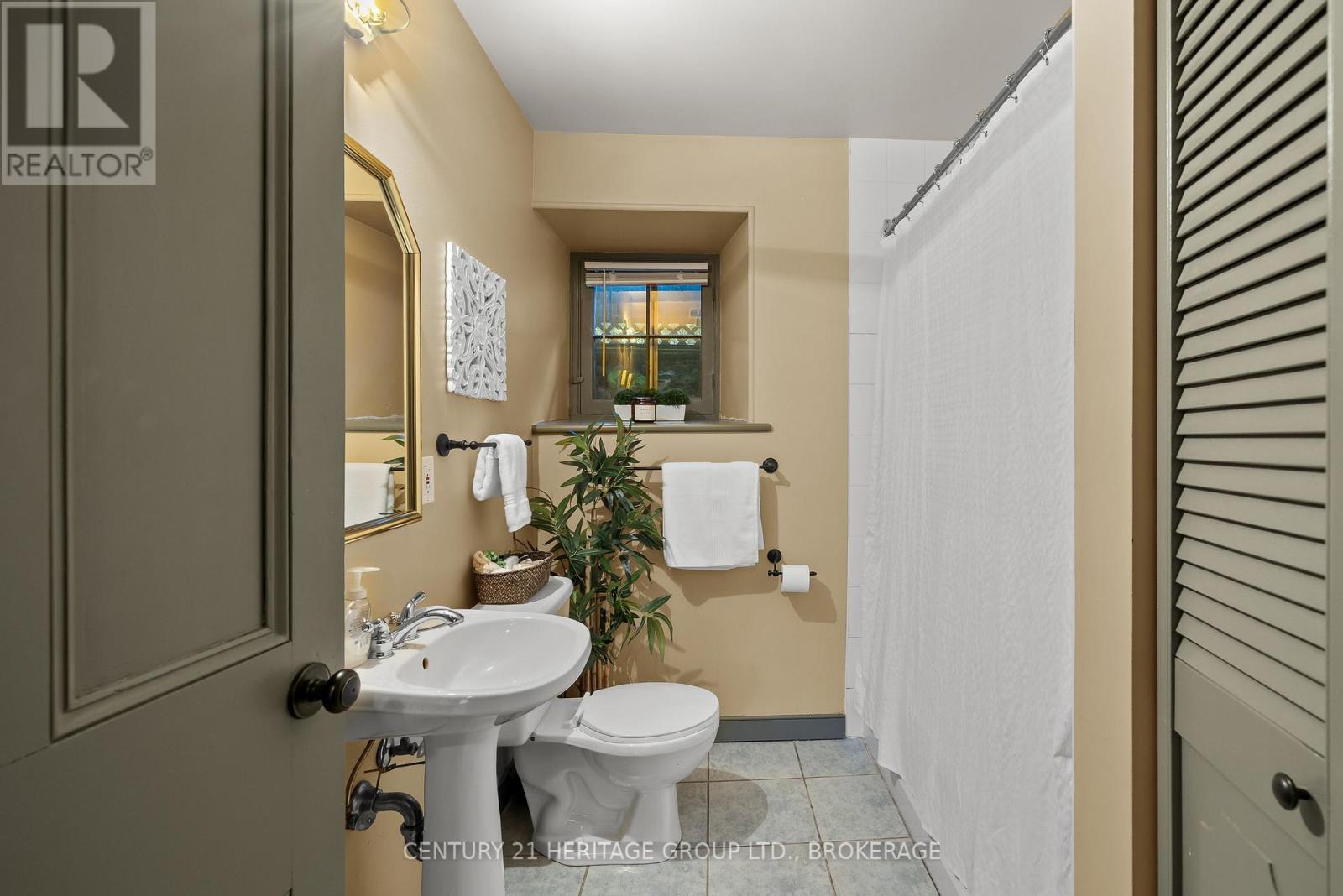 1049 Highway 2 E, Kingston, Ontario  K7L 4V1 - Photo 32 - X12663192