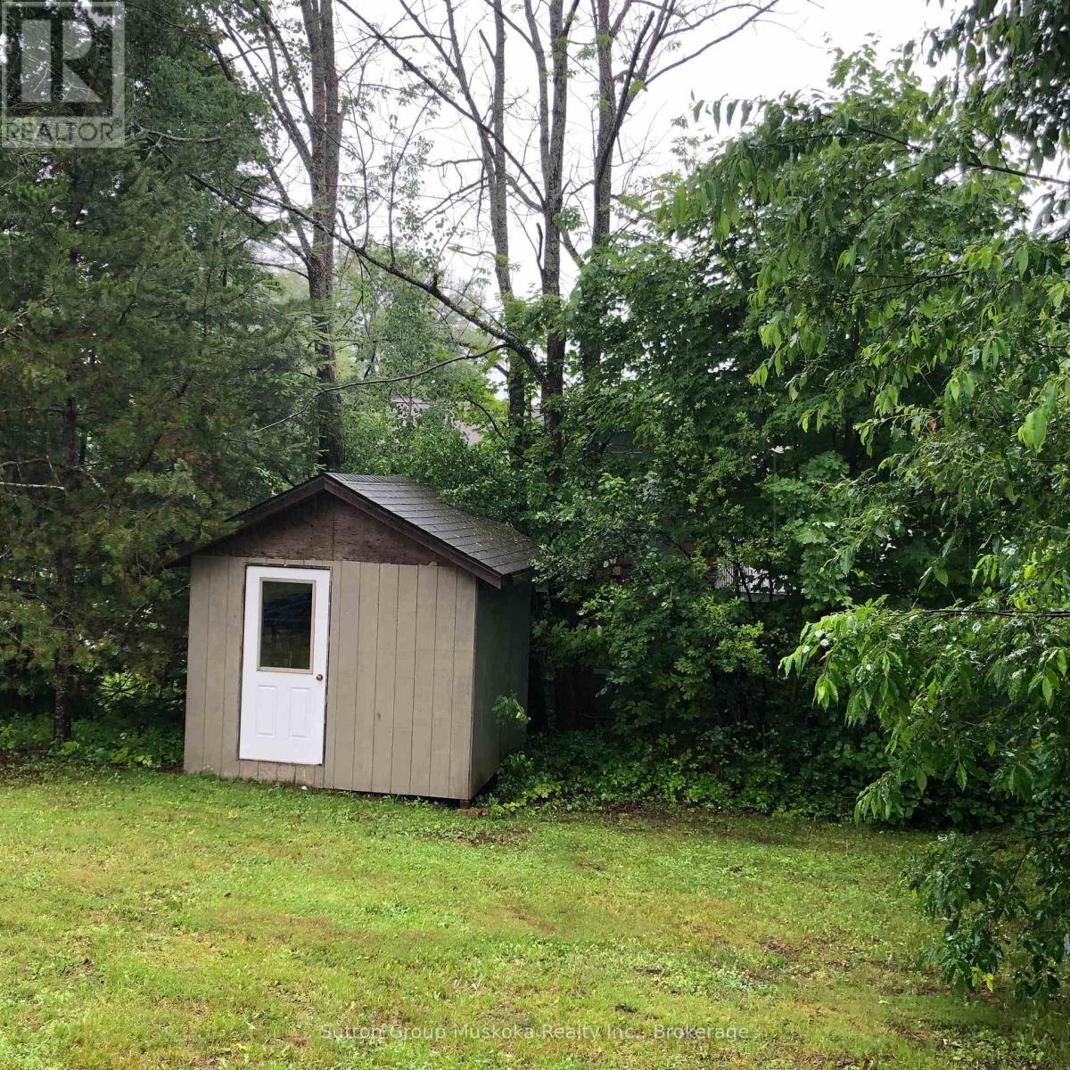 27 Henry Street, Huntsville (Chaffey), Ontario  P1H 1V5 - Photo 5 - X12663168