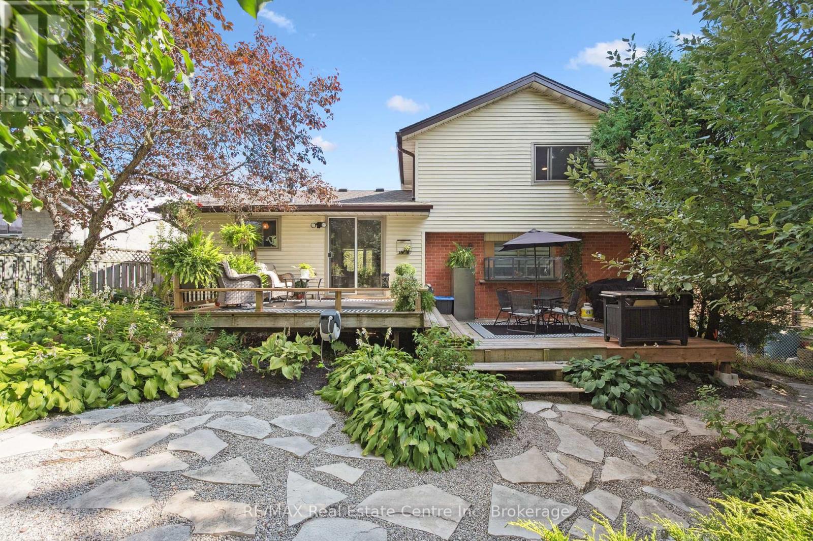 53 Rochelle Drive, Guelph (Willow West/sugarbush/west Acres), Ontario  N1K 1L1 - Photo 39 - X12663310