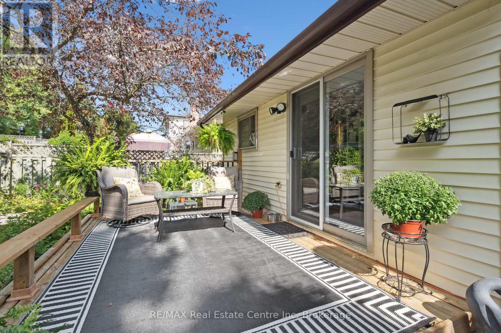 53 Rochelle Drive, Guelph (Willow West/sugarbush/west Acres), Ontario  N1K 1L1 - Photo 42 - X12663310