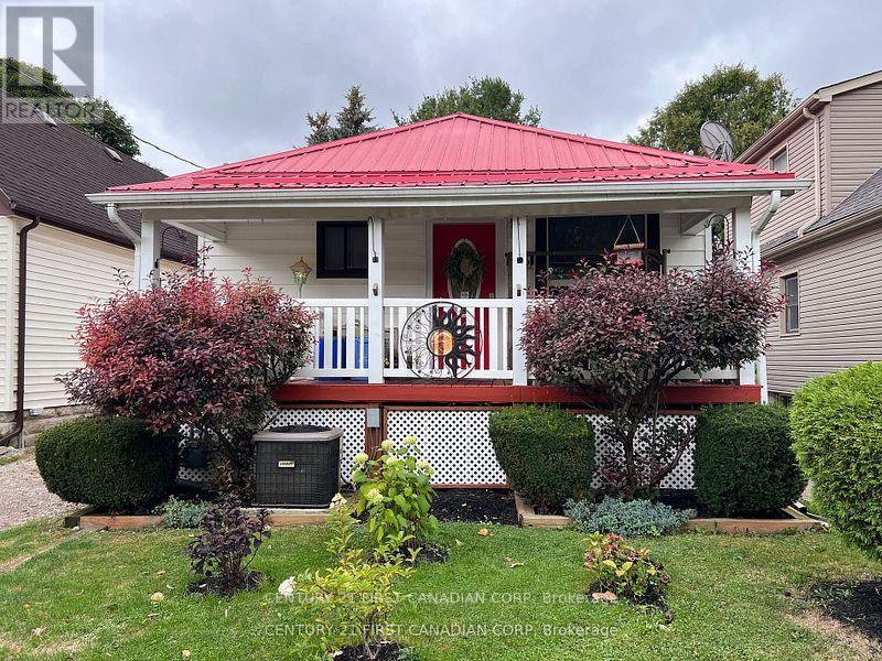 55 Linwood Street, London East, Ontario  N5Y 1W1 - Photo 2 - X12663234