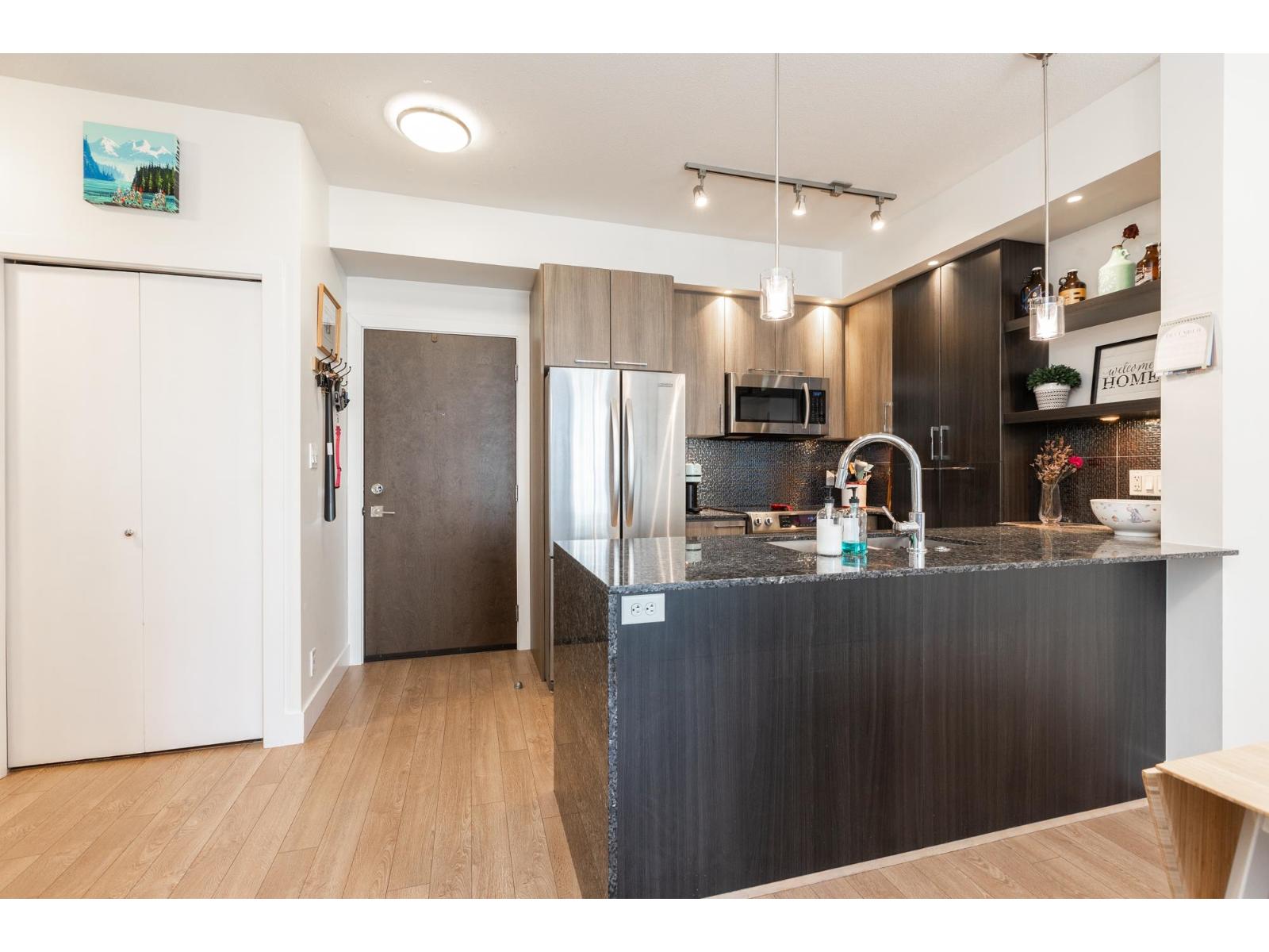 B208 20211 66th Avenue, Langley, British Columbia  V2Y 0L4 - Photo 4 - R3075651