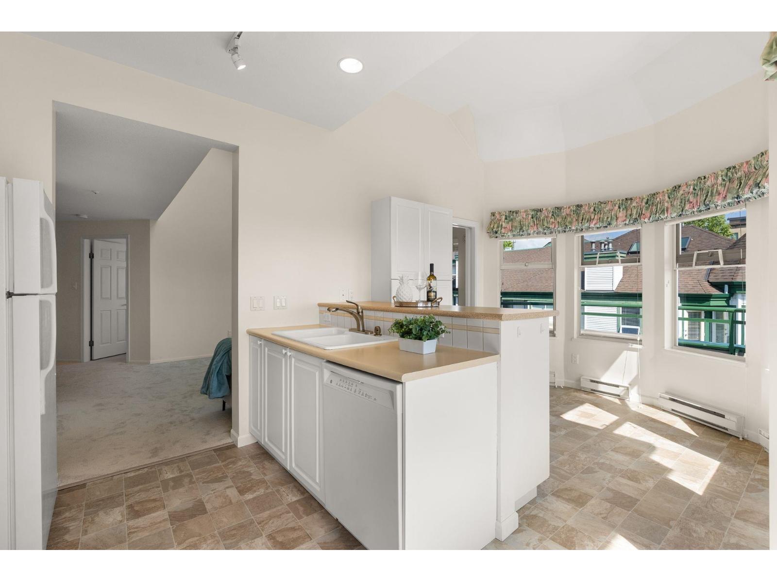 404 1576 Merklin Street, White Rock, British Columbia  V4B 5K2 - Photo 22 - R3075686