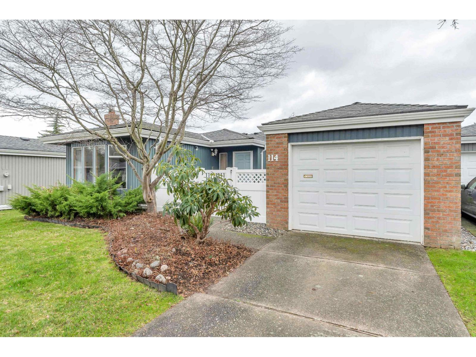 114 14271 18a Avenue, Surrey, British Columbia V4A 7N8 - Photo 3 - R3075399