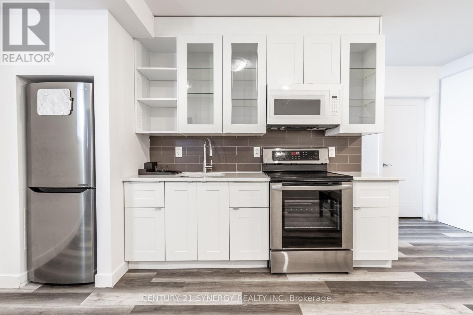 B - 865 Tavistock Road, Ottawa, Ontario  K2B 5N5 - Photo 6 - X12663186