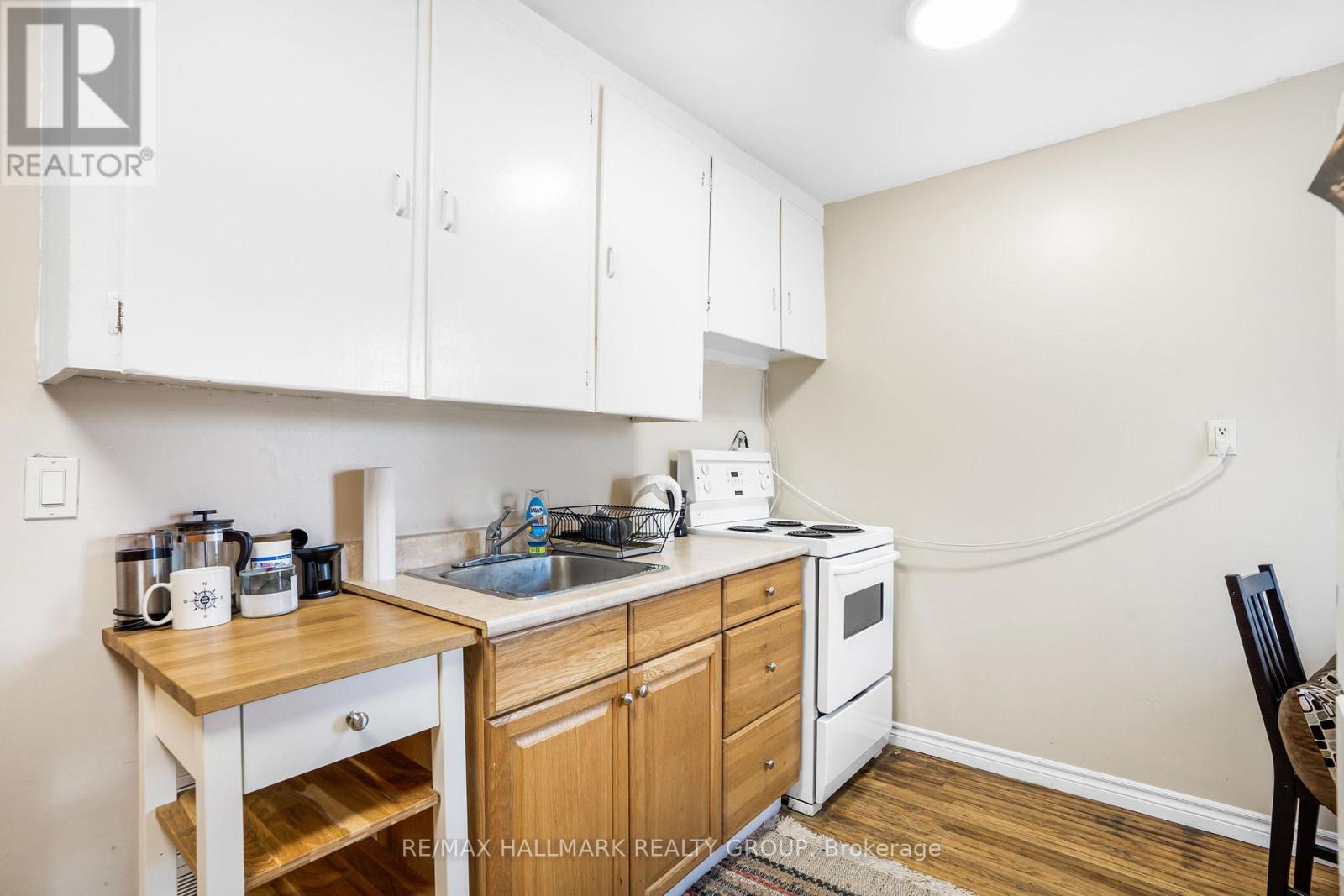 48 Louisa Street, Ottawa, Ontario  K1R 6Y8 - Photo 7 - X12663214