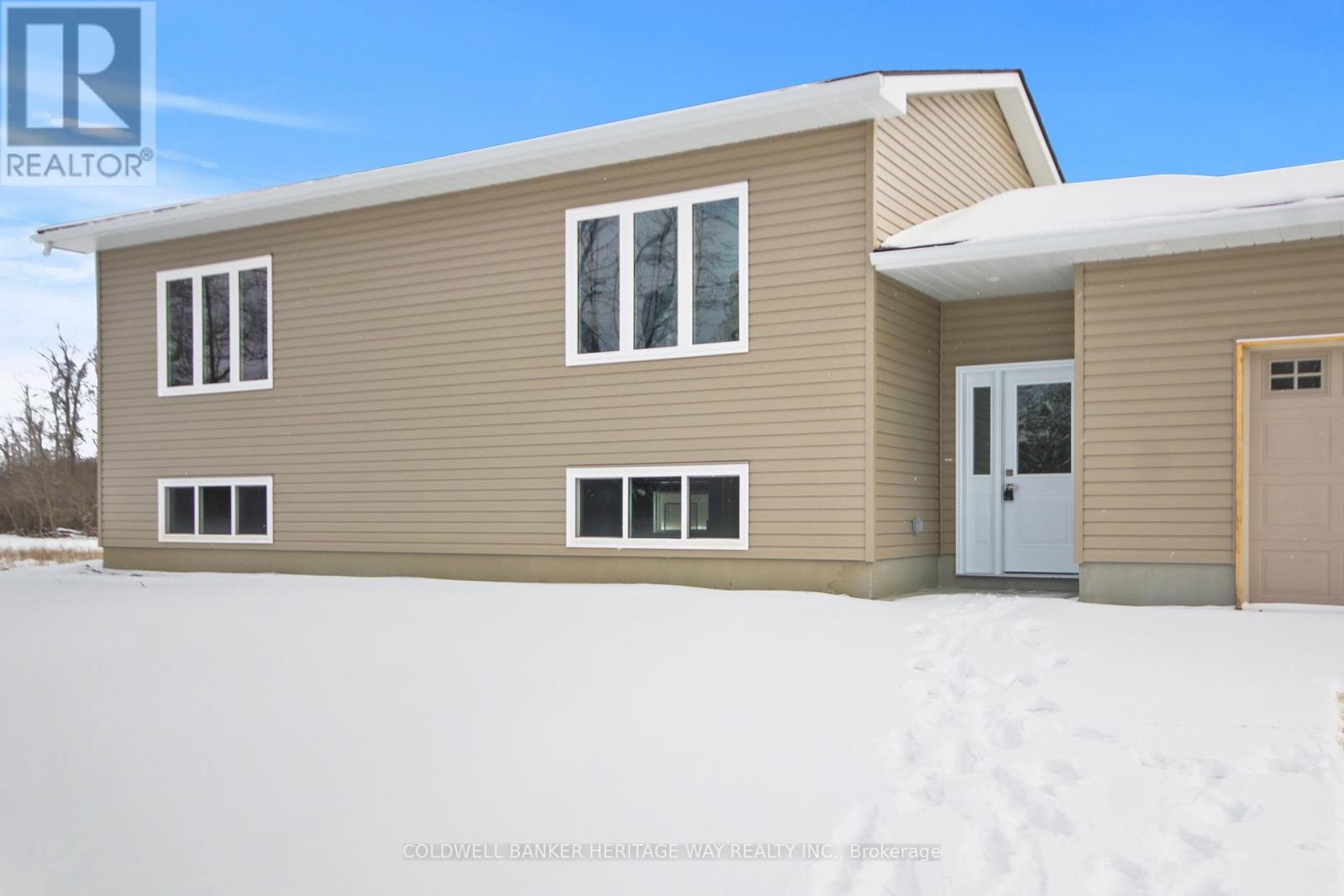 2435 Drummond Conc 7 Road, Drummond/north Elmsley, Ontario  K7H 0L8 - Photo 2 - X12663236