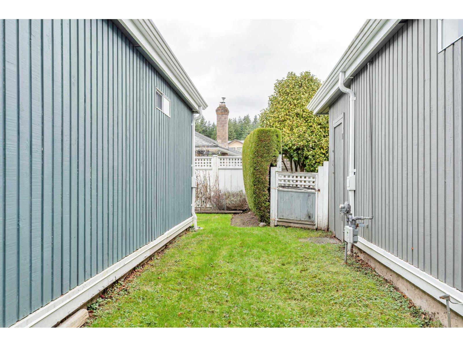 114 14271 18a Avenue, Surrey, British Columbia V4A 7N8 - Photo 34 - R3075399