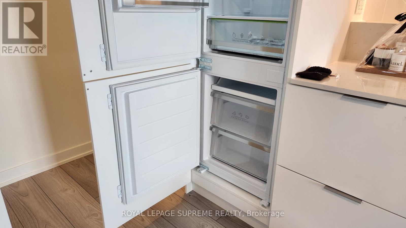 418 - 1 Fairview Road E, Mississauga, Ontario  L5A 0B4 - Photo 19 - W12640532