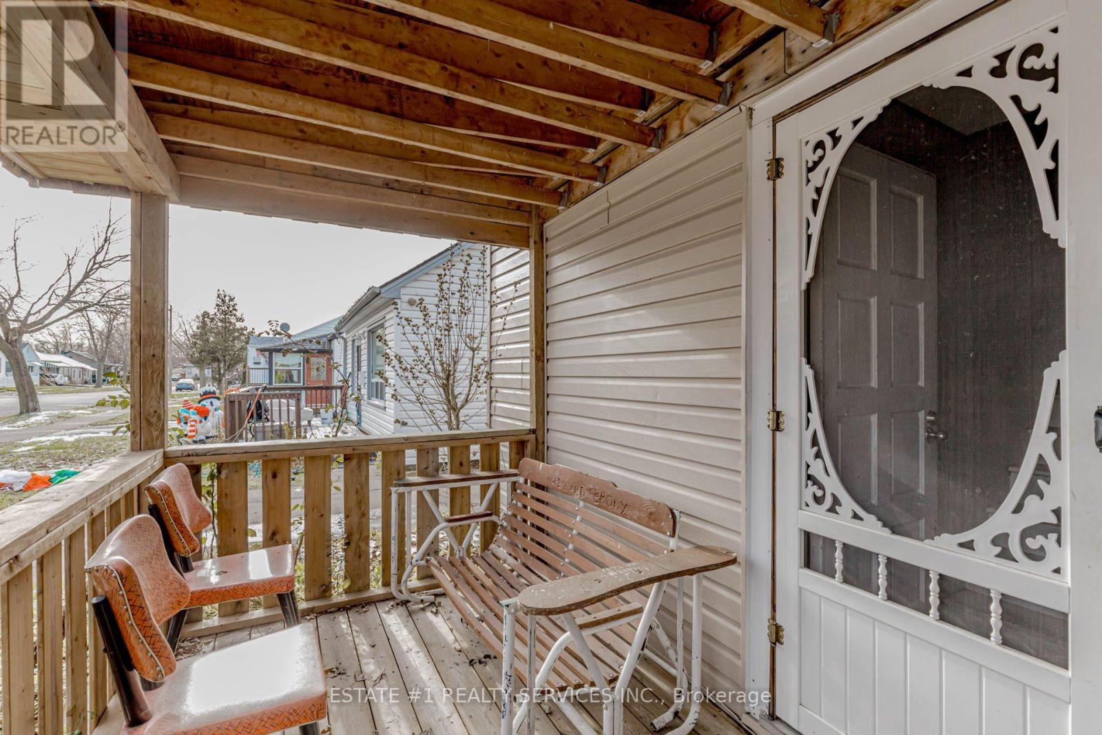 107 DOVER ROAD, Welland, Ontario