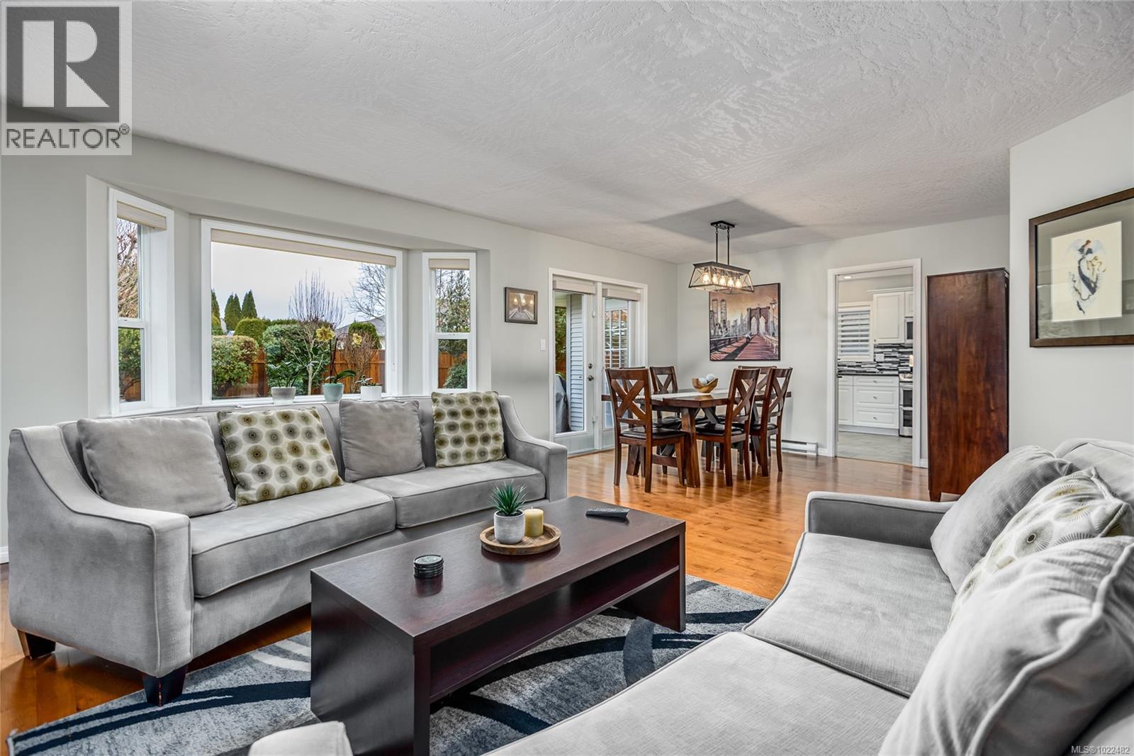 1940 St. Andrews Pl, Courtenay, British Columbia  V9N 9J4 - Photo 3 - 1022482