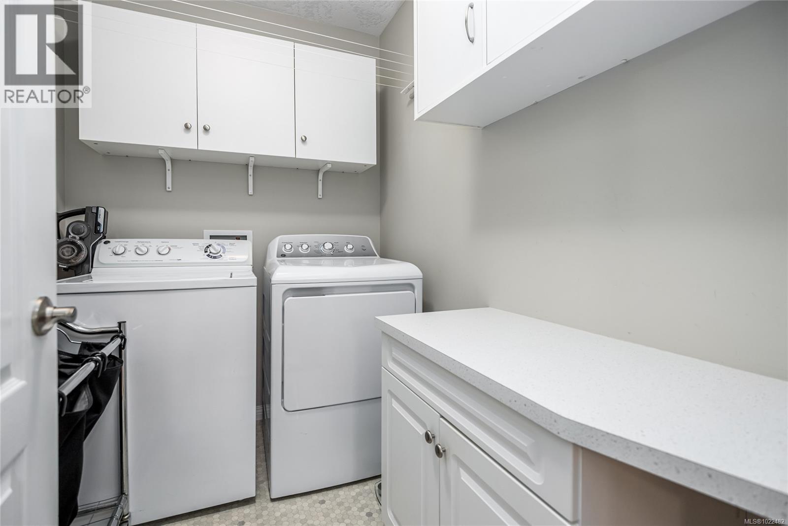 1940 St. Andrews Pl, Courtenay, British Columbia  V9N 9J4 - Photo 32 - 1022482