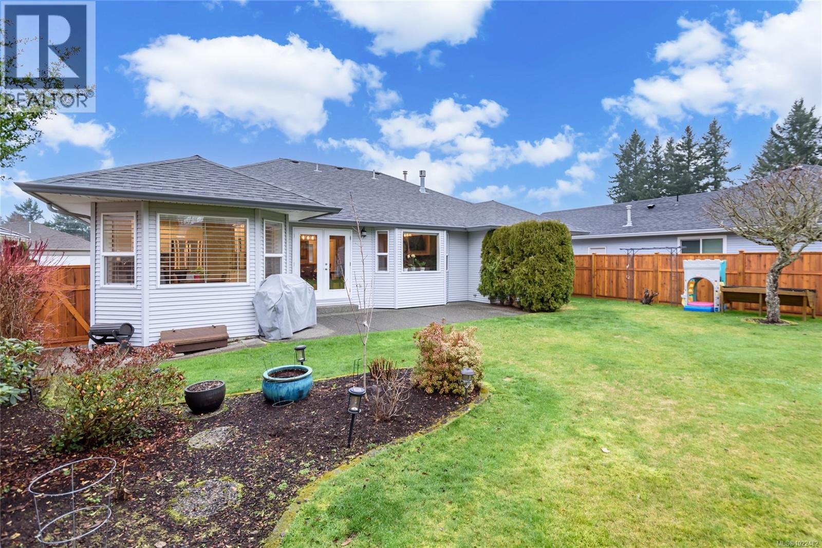 1940 St. Andrews Pl, Courtenay, British Columbia  V9N 9J4 - Photo 33 - 1022482