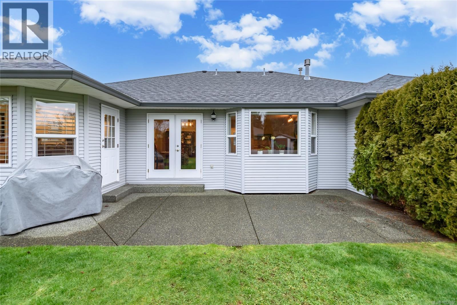 1940 St. Andrews Pl, Courtenay, British Columbia  V9N 9J4 - Photo 38 - 1022482