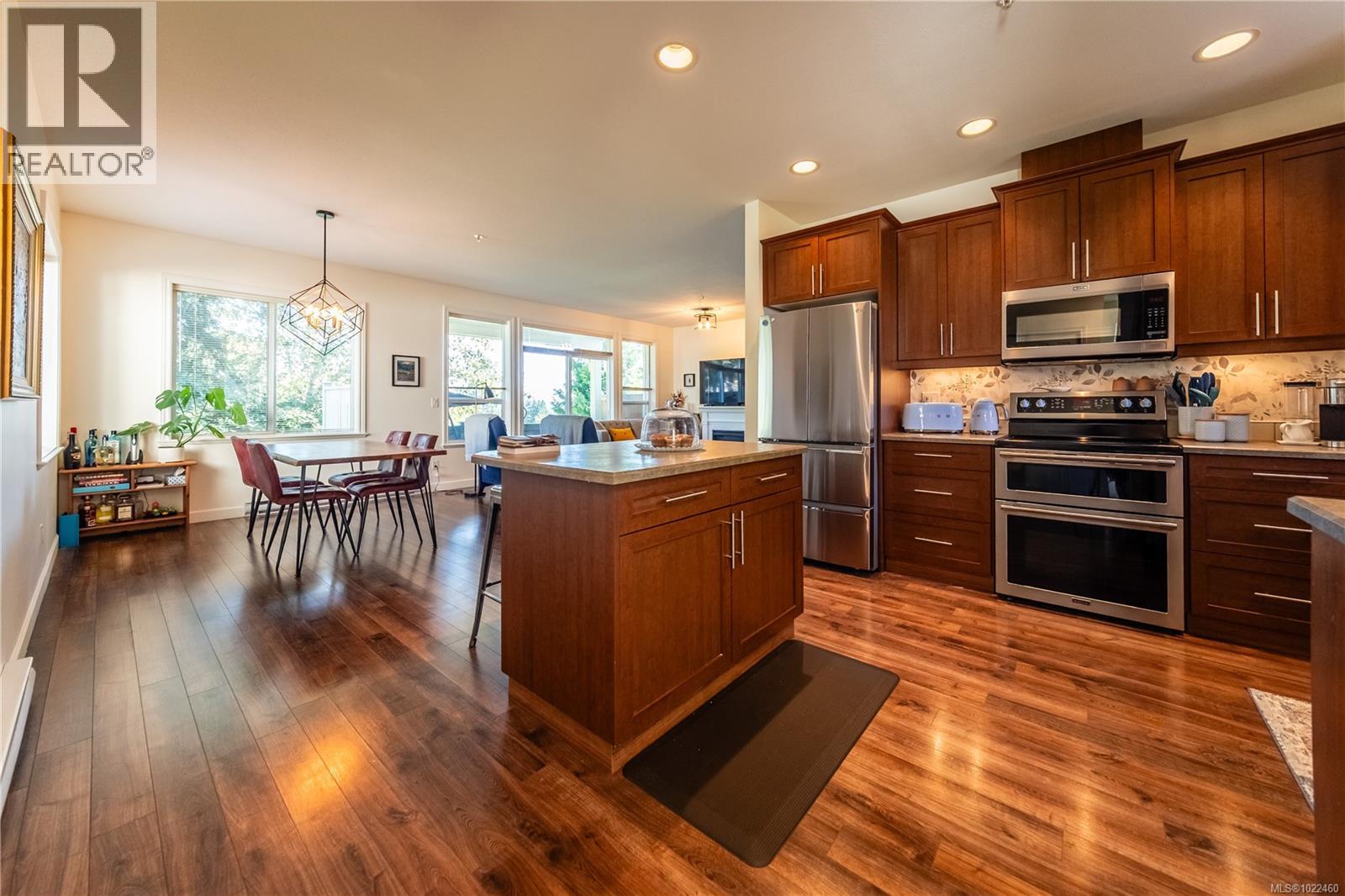 100 834 Varsity Way, Nanaimo, British Columbia V9R 0A4 - Photo 6 - 1022460