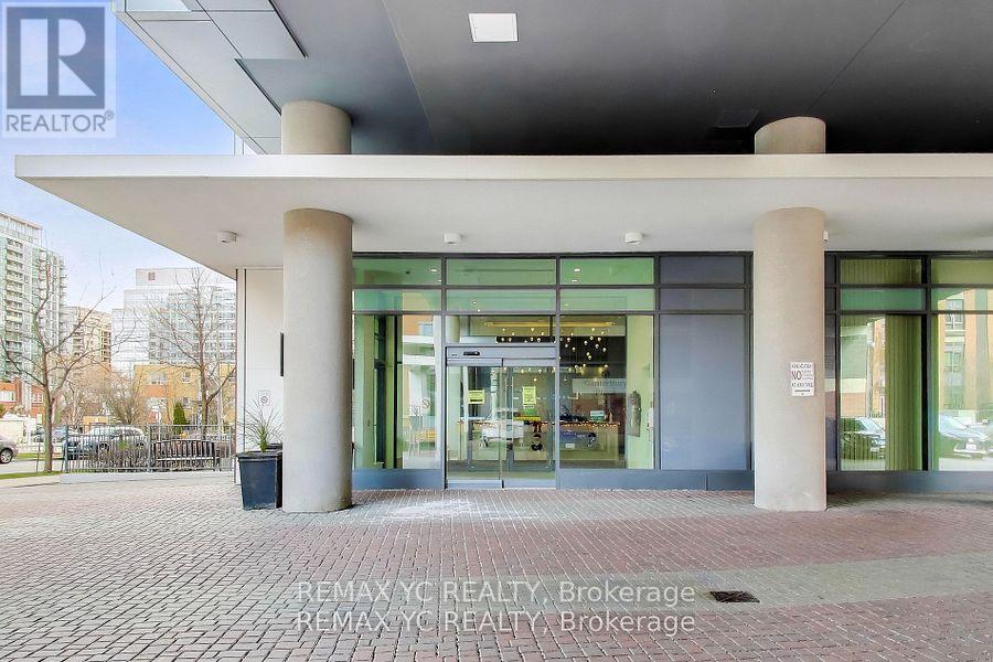 1002 - 68 Canterbury Place, Toronto, Ontario  M2N 0J3 - Photo 3 - C12663196