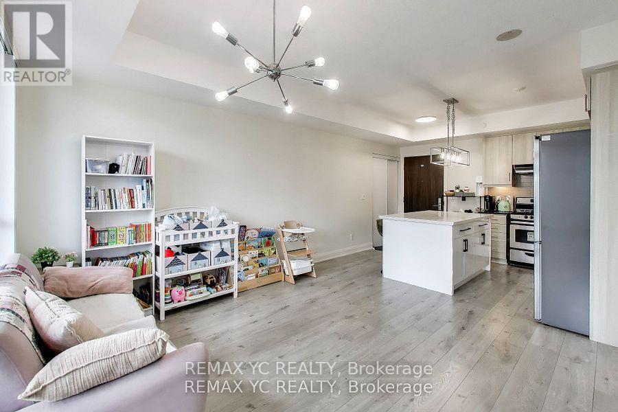 1002 - 68 Canterbury Place, Toronto, Ontario  M2N 0J3 - Photo 7 - C12663196