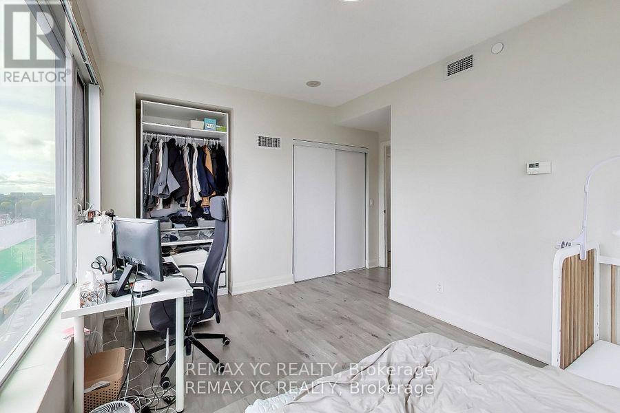 1002 - 68 Canterbury Place, Toronto, Ontario  M2N 0J3 - Photo 9 - C12663196