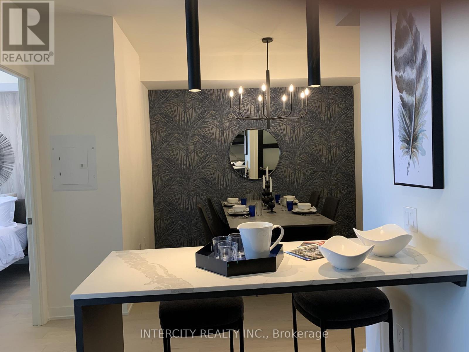 2516 - 330 Richmond Street W, Toronto, Ontario  M5V 1X2 - Photo 5 - C12663230