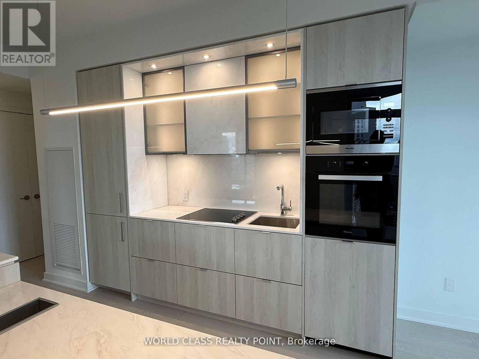 3407 - 11 Yorkville Avenue, Toronto, Ontario  M4W 0B7 - Photo 10 - C12663264