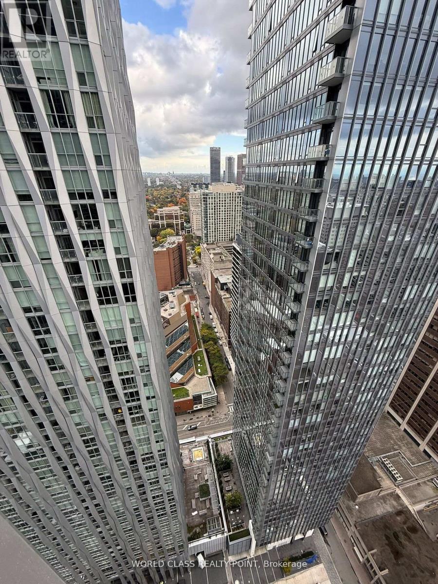 3407 - 11 Yorkville Avenue, Toronto, Ontario  M4W 0B7 - Photo 32 - C12663264