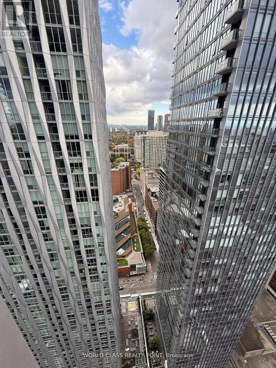 3407 - 11 Yorkville Avenue, Toronto, Ontario  M4W 0B7 - Photo 37 - C12663264