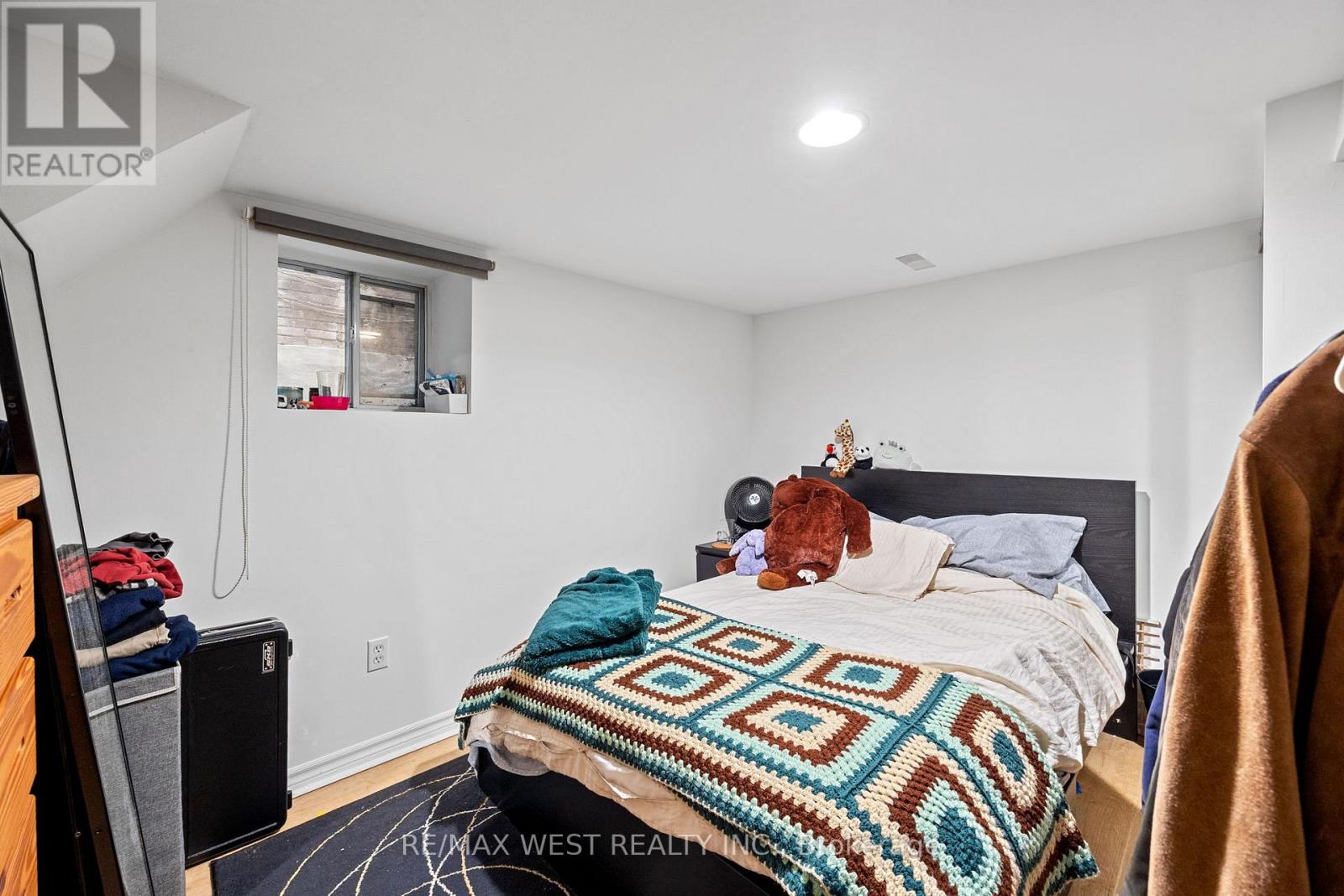 935 Bathurst Street, Toronto, Ontario  M5R 3G4 - Photo 16 - C12663268