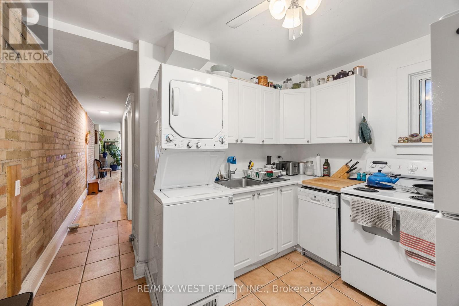 935 Bathurst Street, Toronto, Ontario  M5R 3G4 - Photo 32 - C12663268