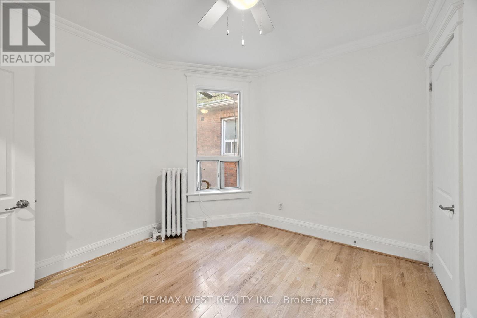 937 Bathurst Street, Toronto, Ontario  M5R 3G4 - Photo 10 - C12663272