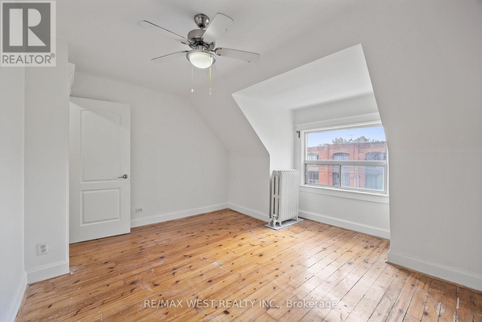 937 Bathurst Street, Toronto, Ontario  M5R 3G4 - Photo 21 - C12663272