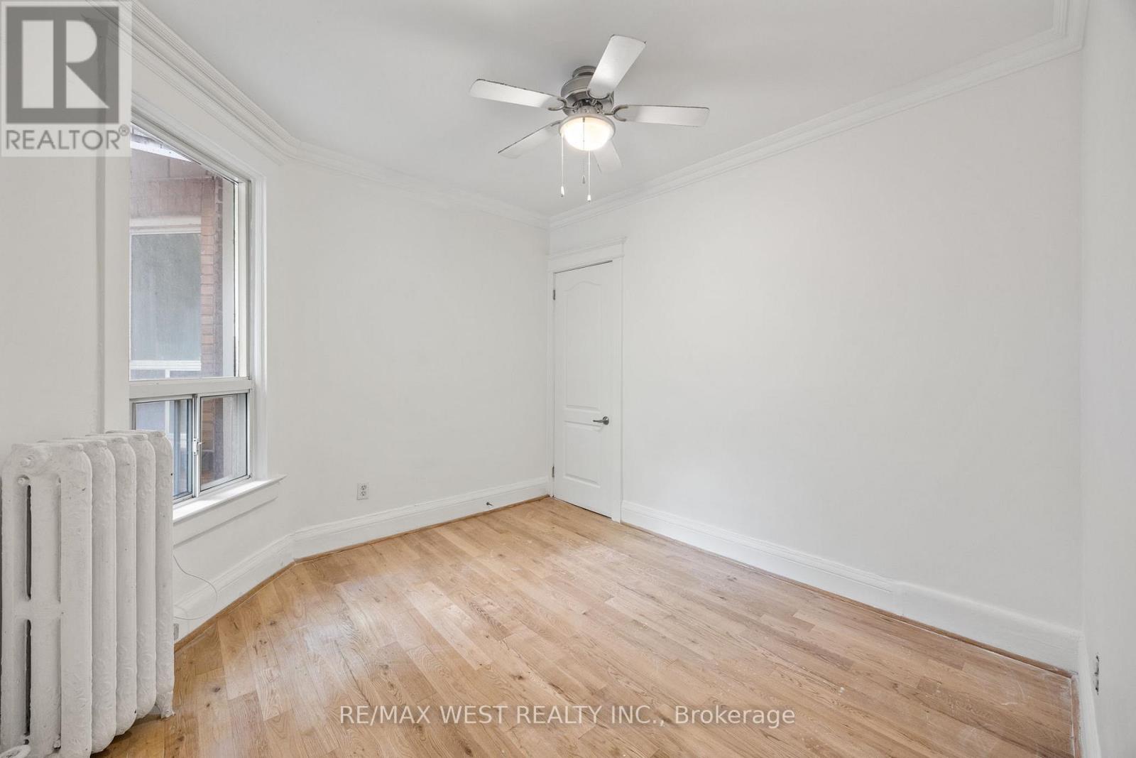 937 Bathurst Street, Toronto, Ontario  M5R 3G4 - Photo 9 - C12663272