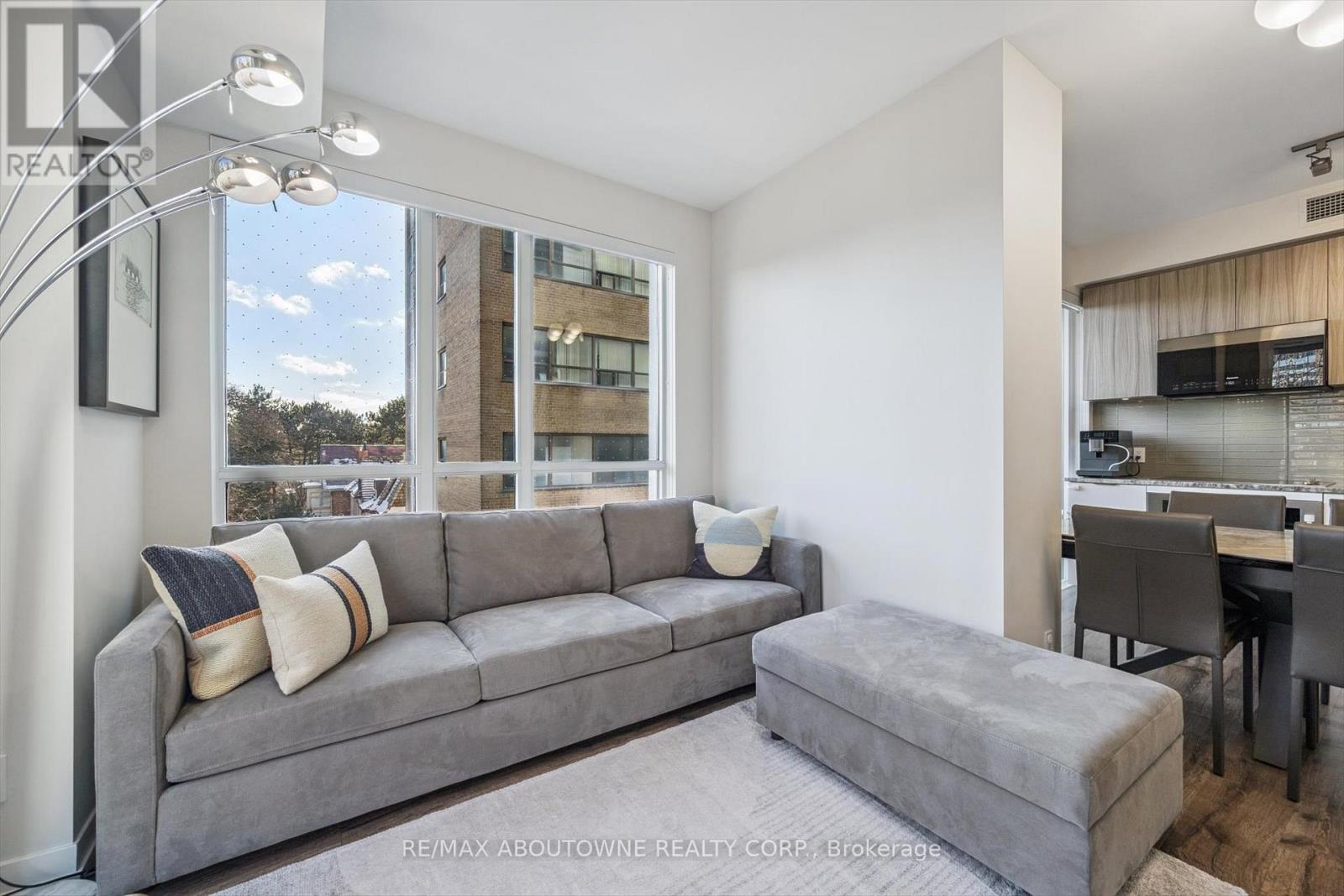 317 - 223 St Clair Avenue W, Toronto, Ontario  M4V 0A5 - Photo 11 - C12663286