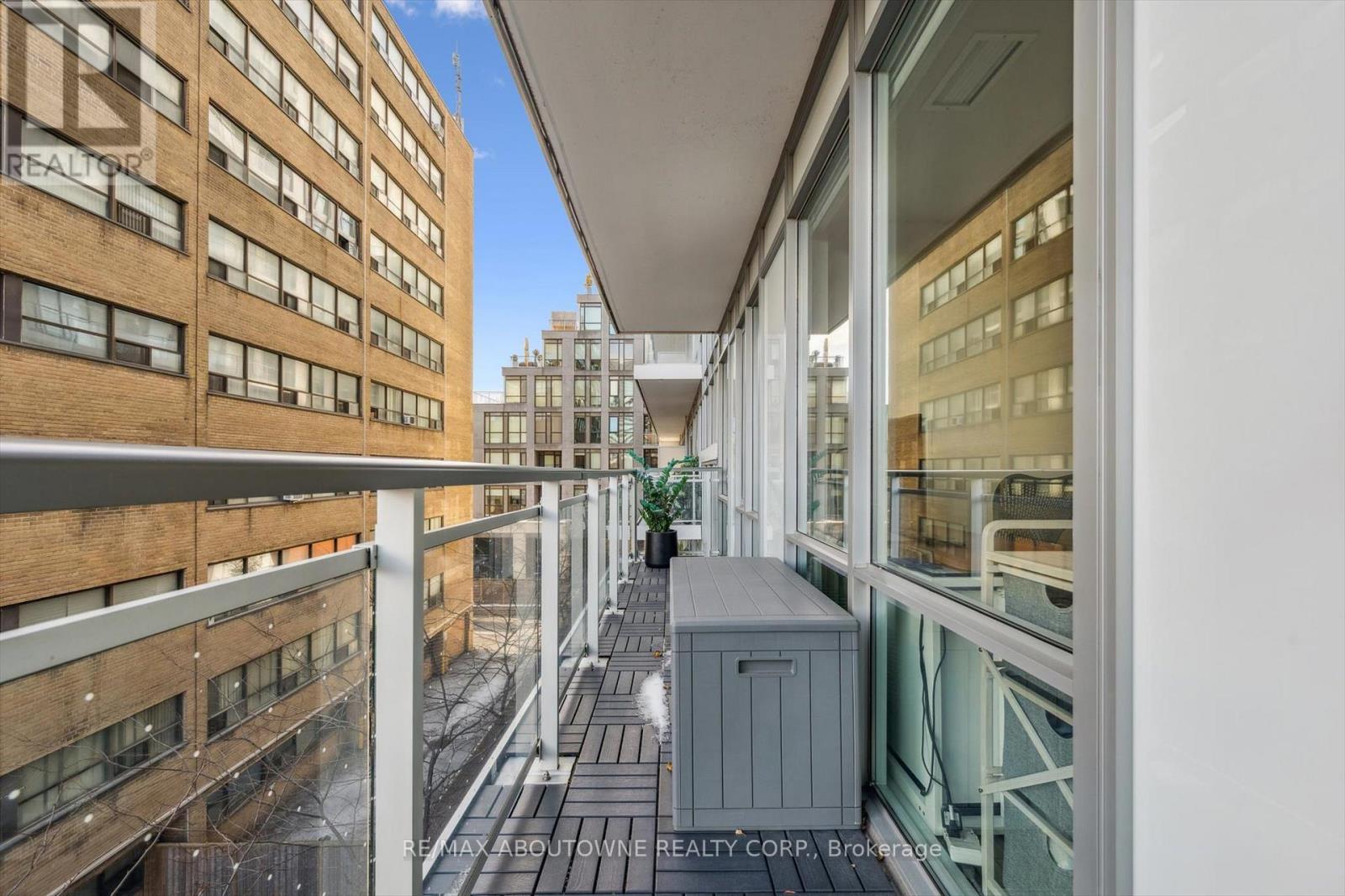 317 - 223 St Clair Avenue W, Toronto, Ontario  M4V 0A5 - Photo 25 - C12663286