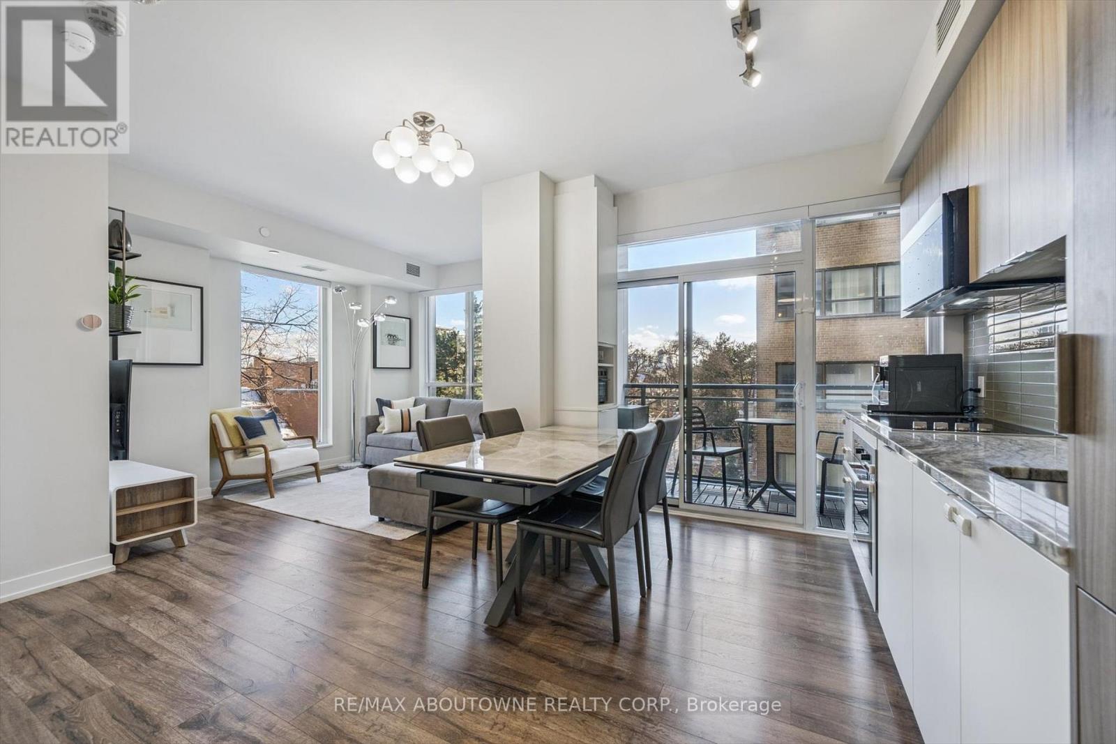 317 - 223 St Clair Avenue W, Toronto, Ontario  M4V 0A5 - Photo 7 - C12663286