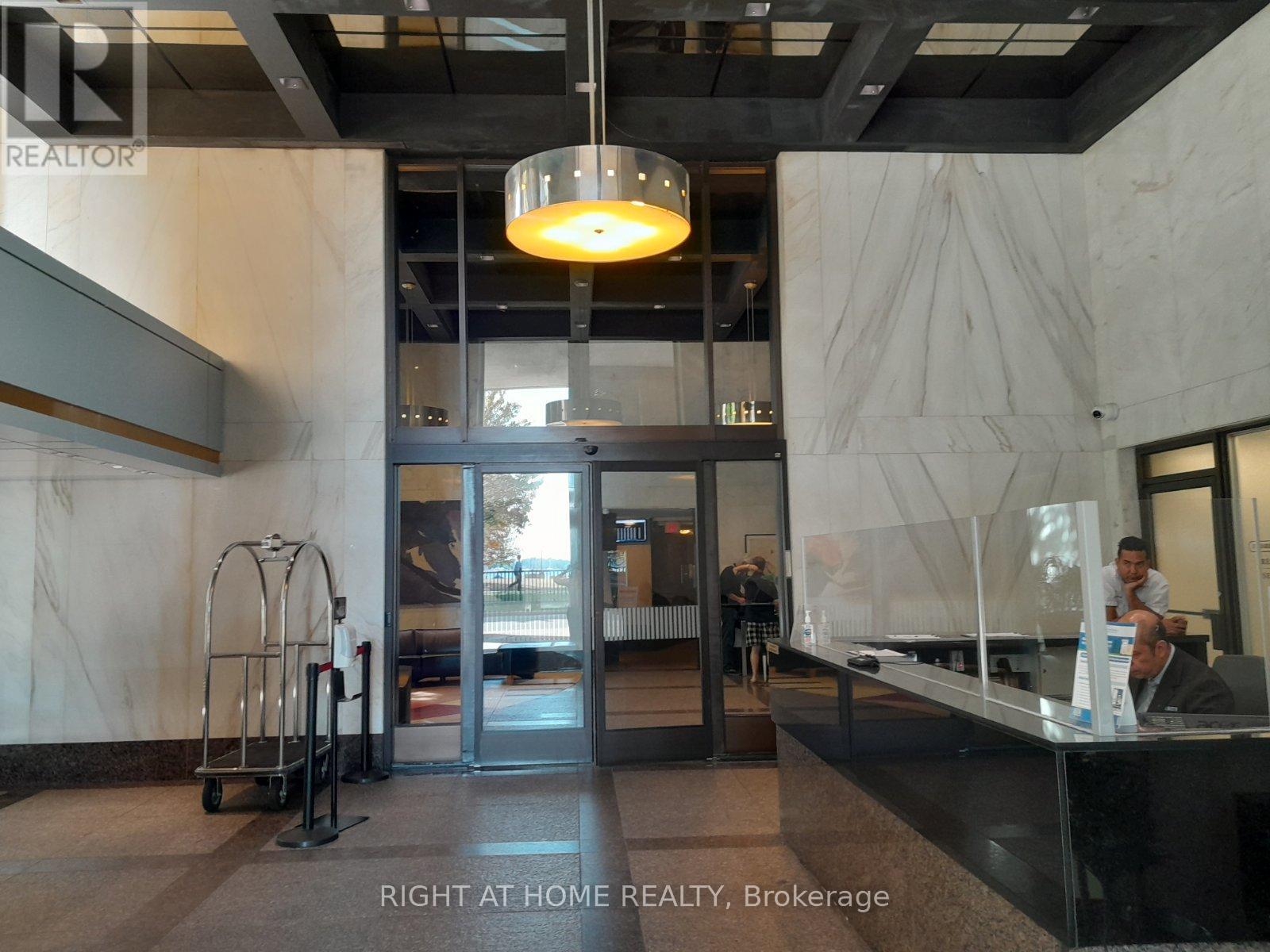 838 - 33 Harbour Square, Toronto, Ontario  M5J 2G2 - Photo 3 - C12663288