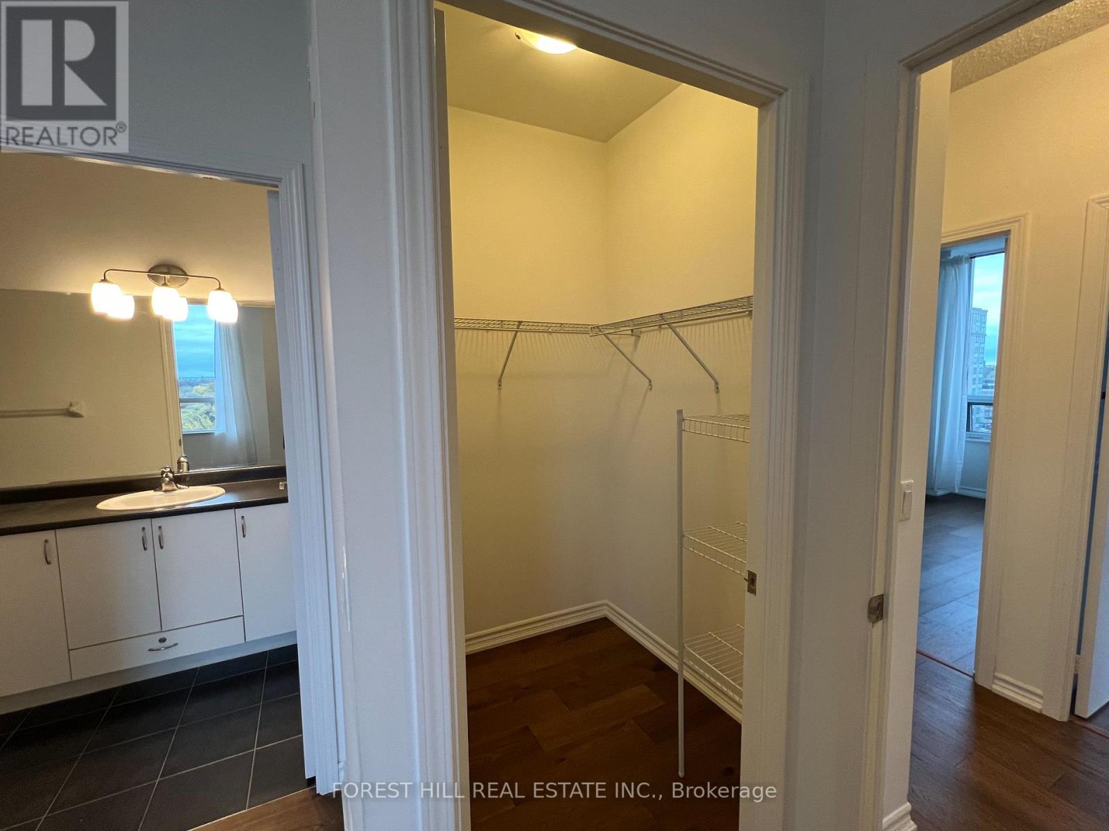 930 - 35 Saranac Boulevard, Toronto, Ontario  M6A 2G4 - Photo 11 - C12663292