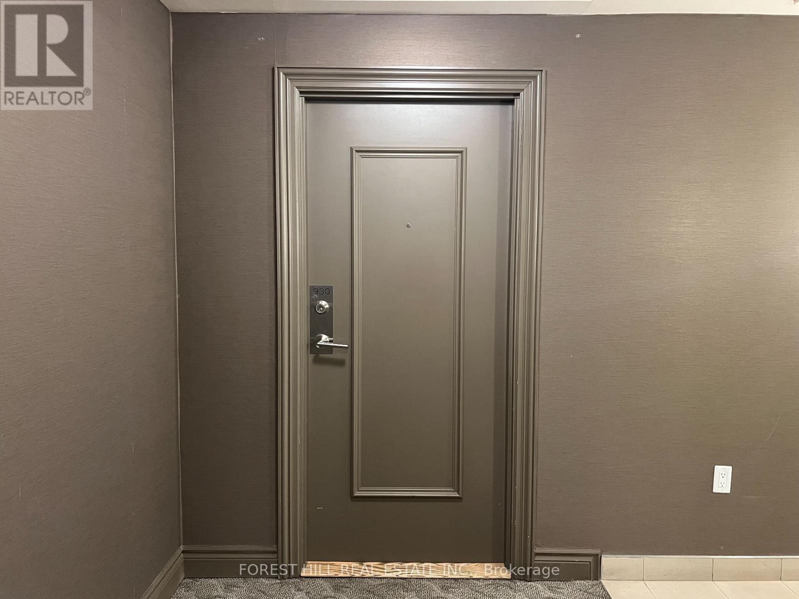 930 - 35 Saranac Boulevard, Toronto, Ontario  M6A 2G4 - Photo 3 - C12663292