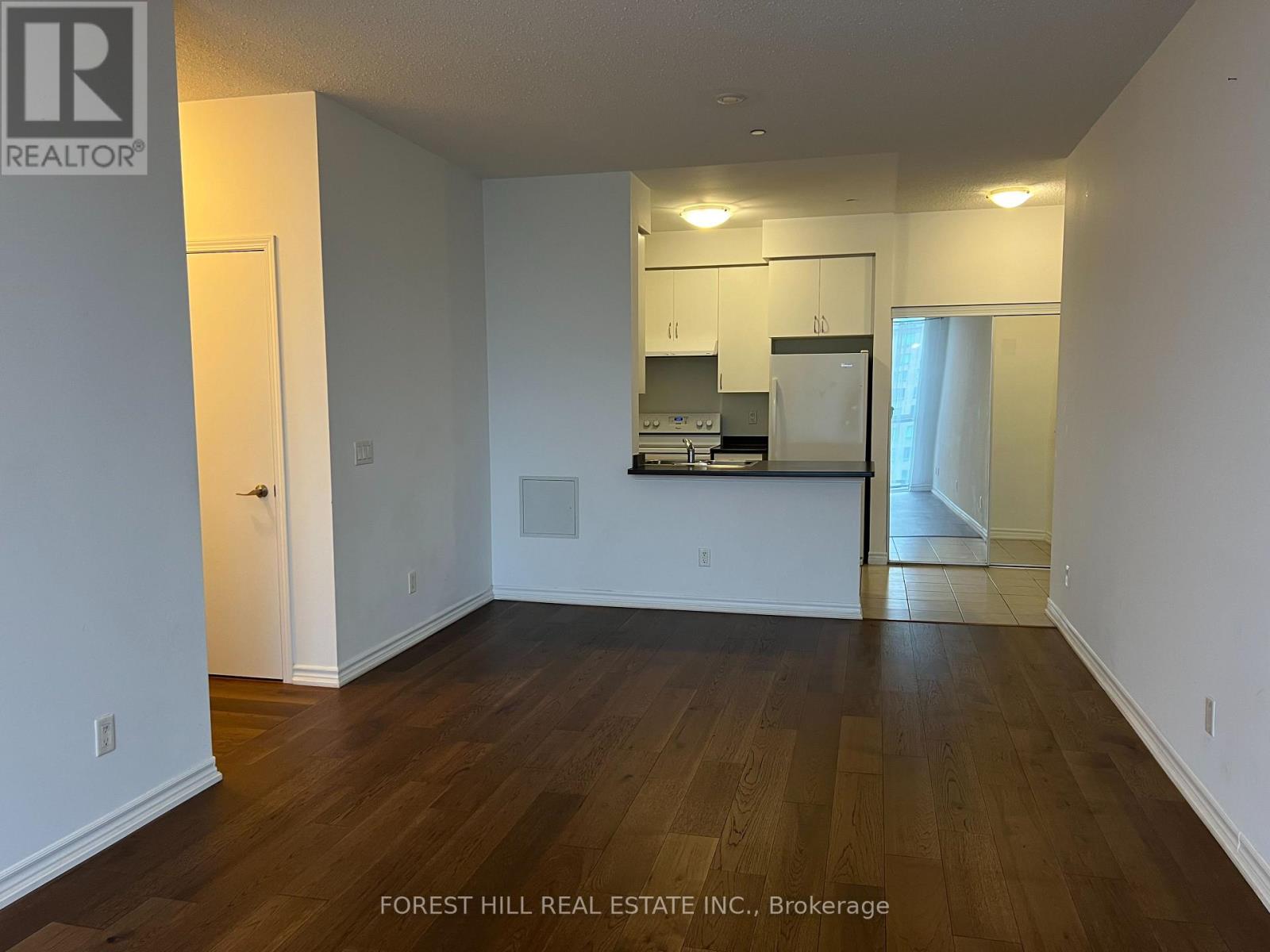 930 - 35 Saranac Boulevard, Toronto, Ontario  M6A 2G4 - Photo 5 - C12663292