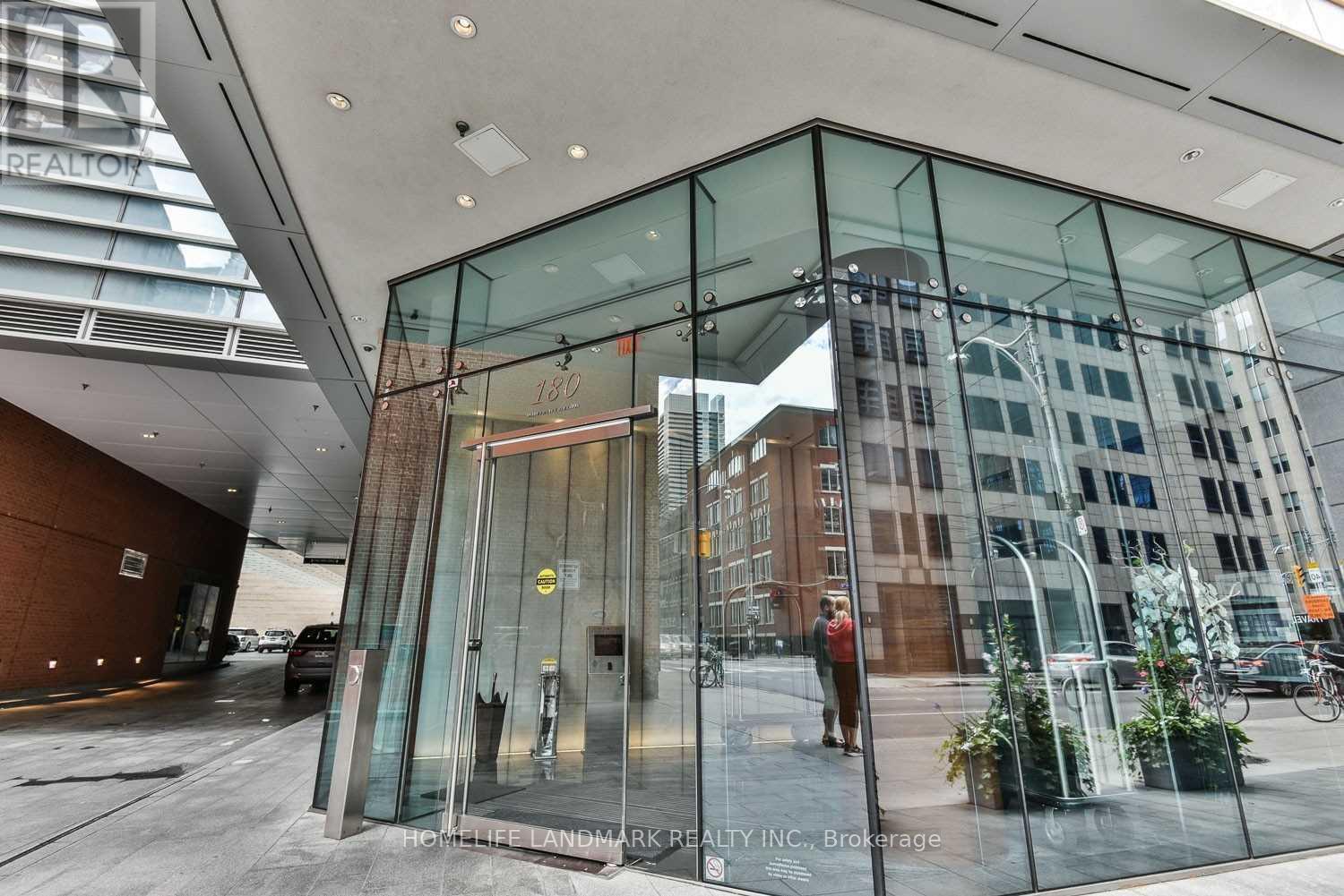 4704 - 180 University Avenue, Toronto, Ontario  M5H 0A2 - Photo 6 - C12663316