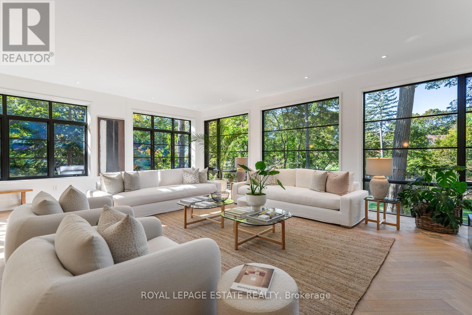 8 Crown Park Road, Toronto, Ontario  M4E 1J9 - Photo 11 - E12663188