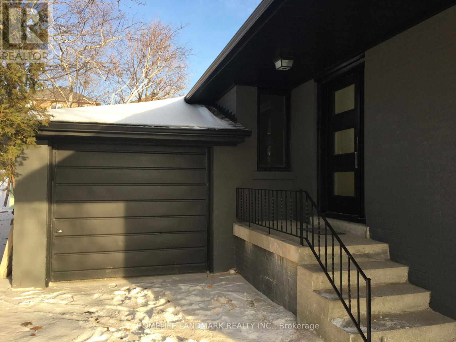 83 Wishing Well Drive, Toronto, Ontario  M1T 1J2 - Photo 2 - E12663190