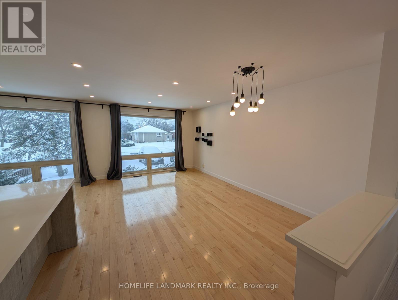 83 Wishing Well Drive, Toronto, Ontario  M1T 1J2 - Photo 4 - E12663190