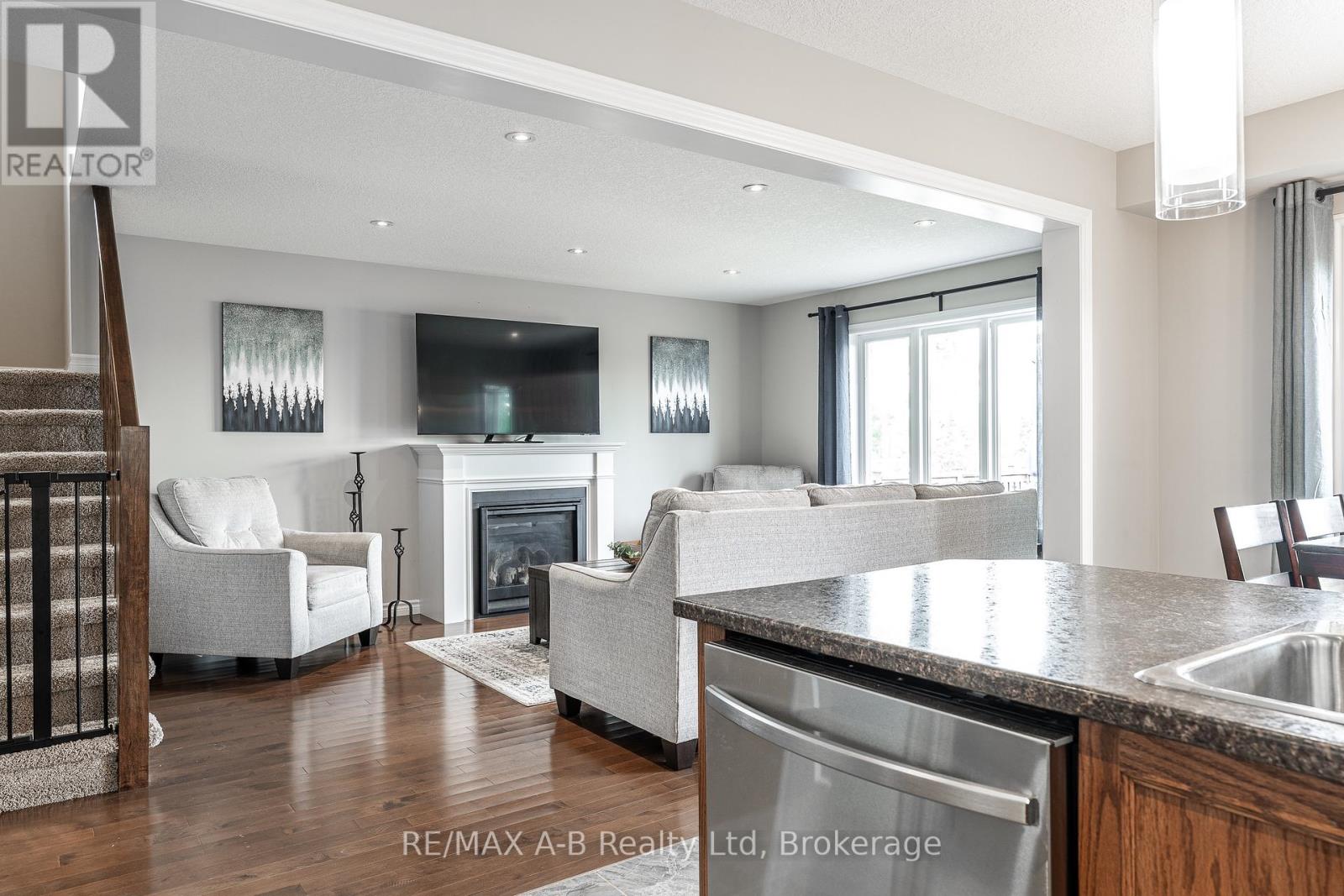 500 Forman Avenue, Stratford, Ontario N5A 0C5 - Photo 12 - X12399010