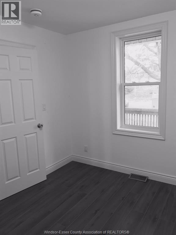 953 Henry Ford Unit# Front, Windsor, Ontario  N8Y 2T3 - Photo 10 - 26000205
