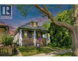 953 HENRY FORD Unit# FRONT, Windsor, Ontario