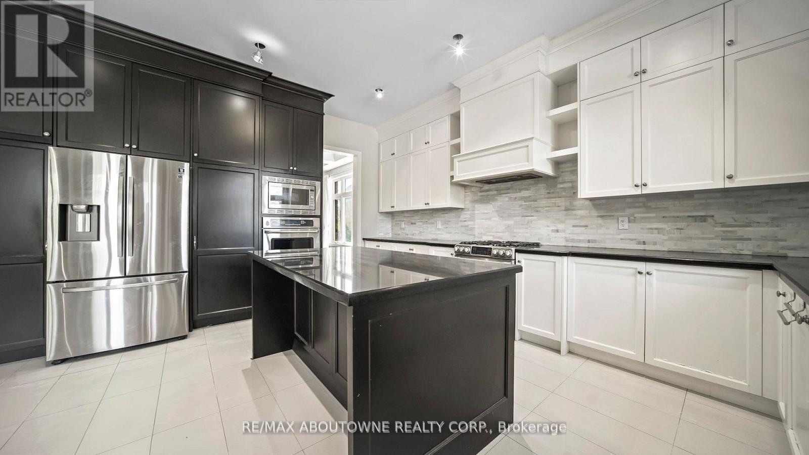 129 Robert Berry Crescent, King, Ontario  L7B 0M3 - Photo 10 - N12663164