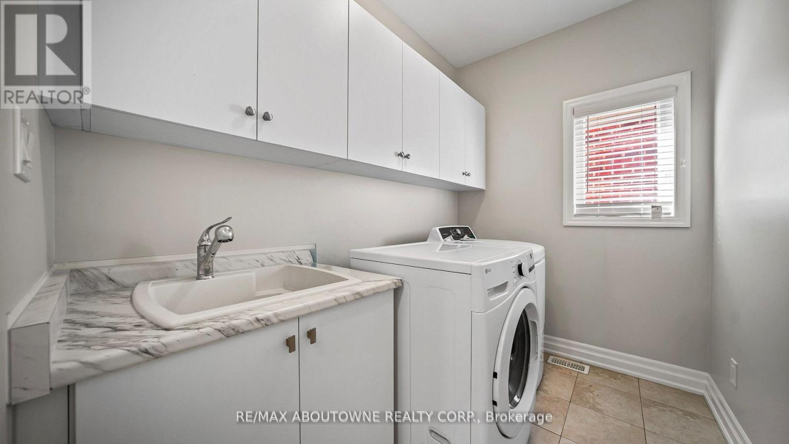 129 Robert Berry Crescent, King, Ontario  L7B 0M3 - Photo 22 - N12663164