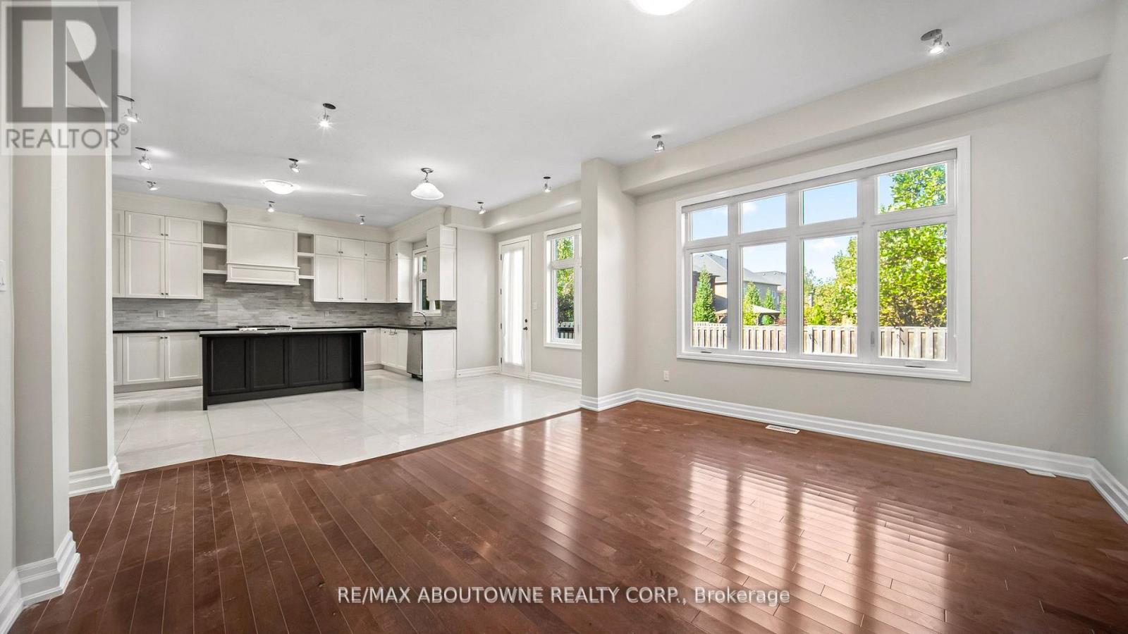 129 Robert Berry Crescent, King, Ontario  L7B 0M3 - Photo 7 - N12663164