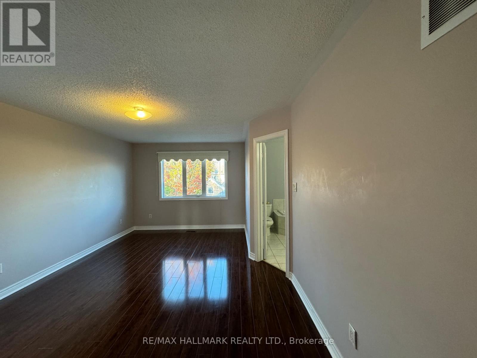 10561 Bayview Avenue, Richmond Hill, Ontario  L4C 0M8 - Photo 18 - N12663256