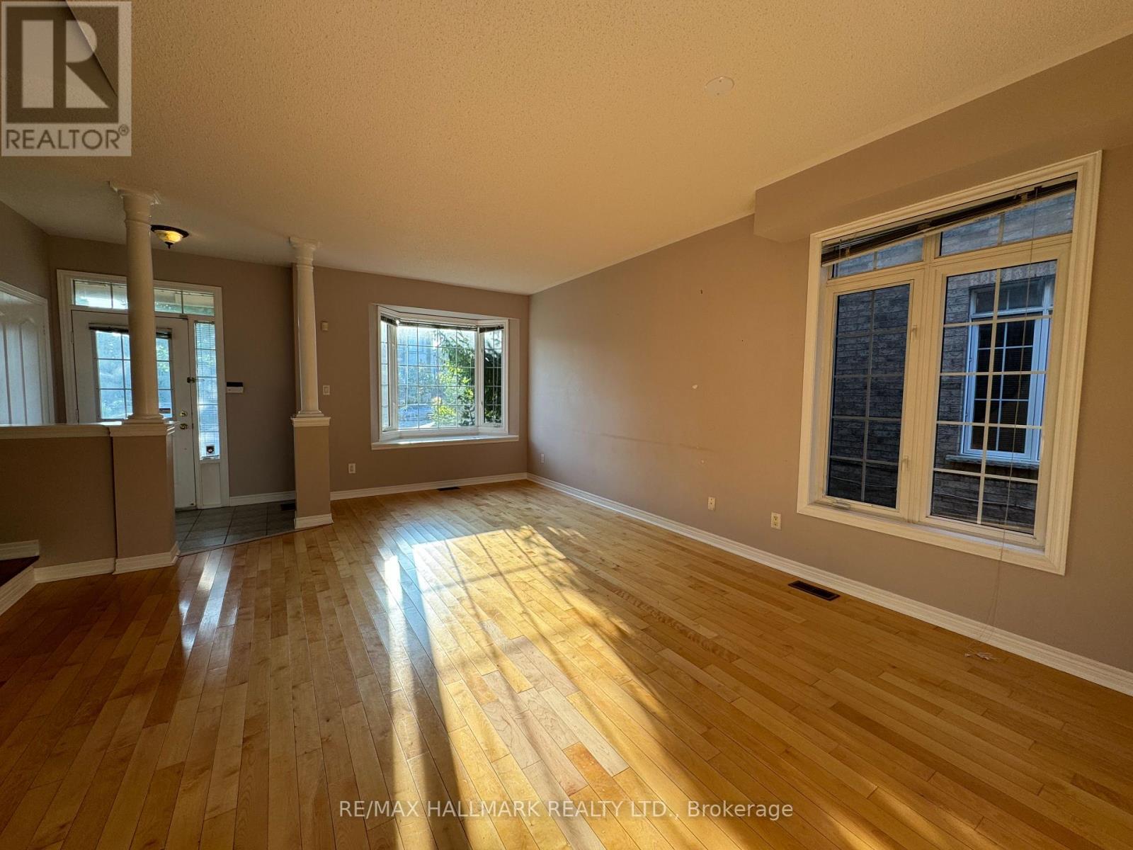 10561 Bayview Avenue, Richmond Hill, Ontario  L4C 0M8 - Photo 3 - N12663256